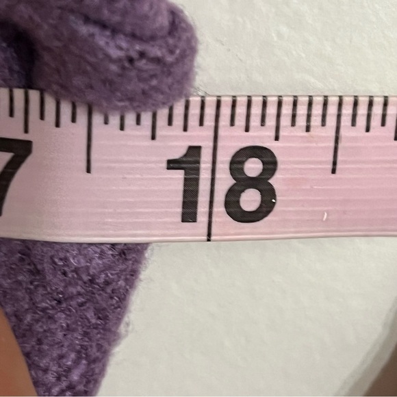 Urban Outfitters Long Sleeve Cropped Sweater Twist Front Purple Size Small - Picture 9 of 12